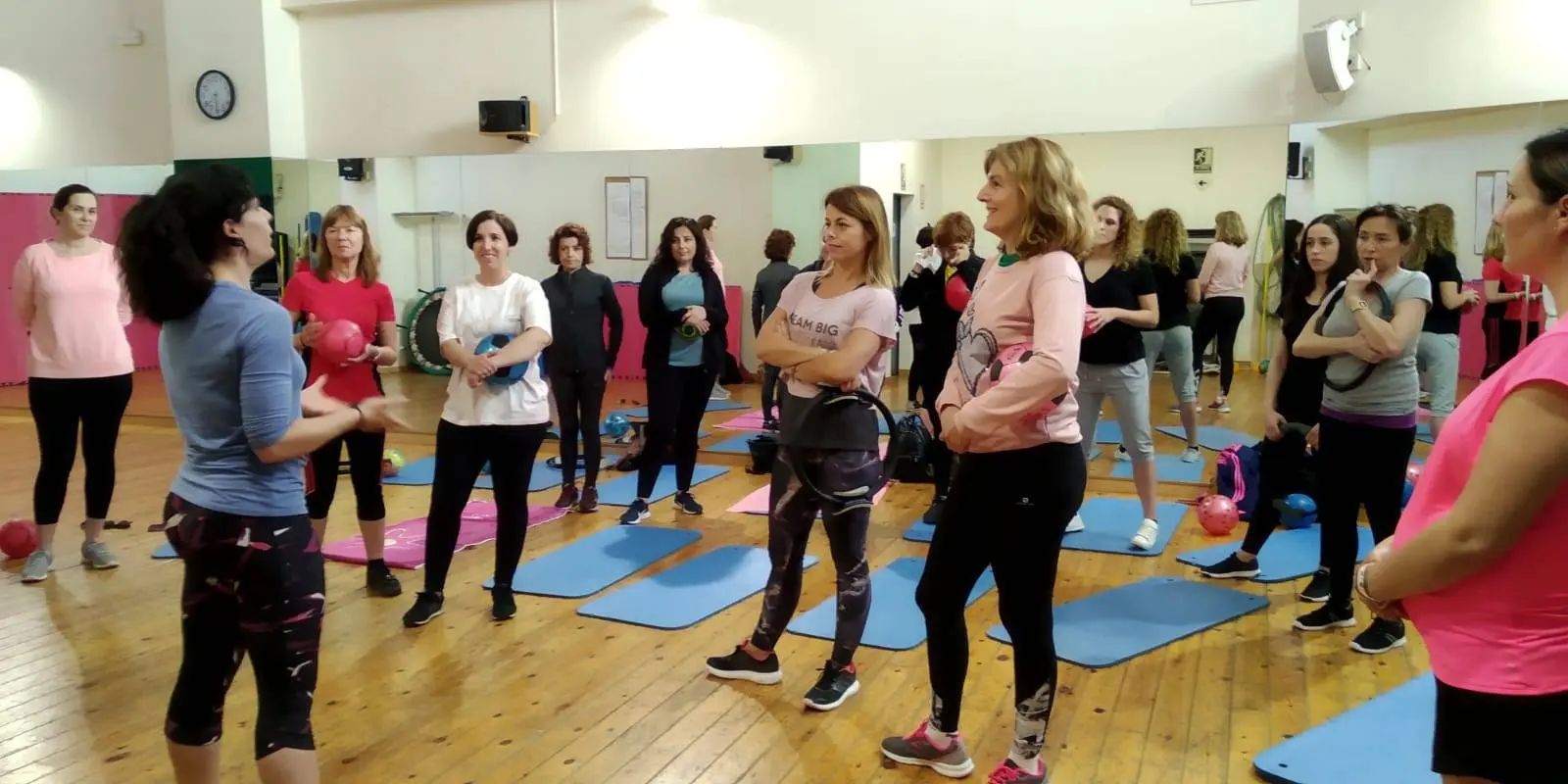 primer-taller-suelo-pélvico-cris-ocón_2019