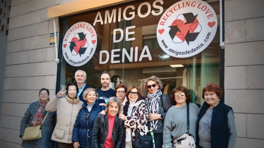 Amigos de Dénia y Amunt contra el Càncer se unen contra el cancer.